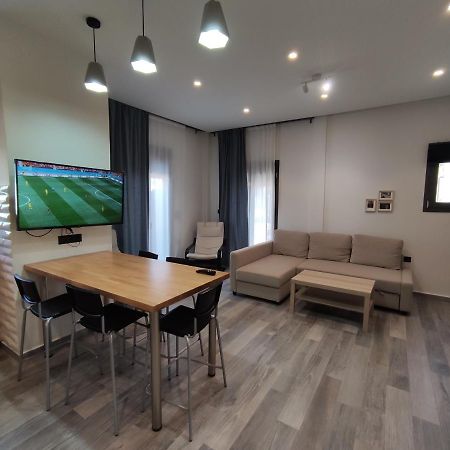 Bono Apartment Каламата Екстериор снимка