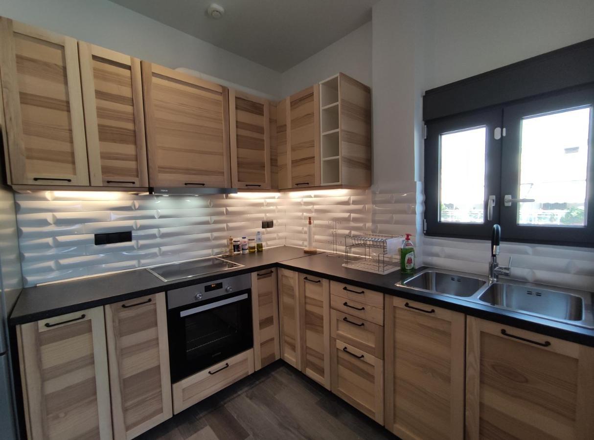 Bono Apartment Каламата Екстериор снимка